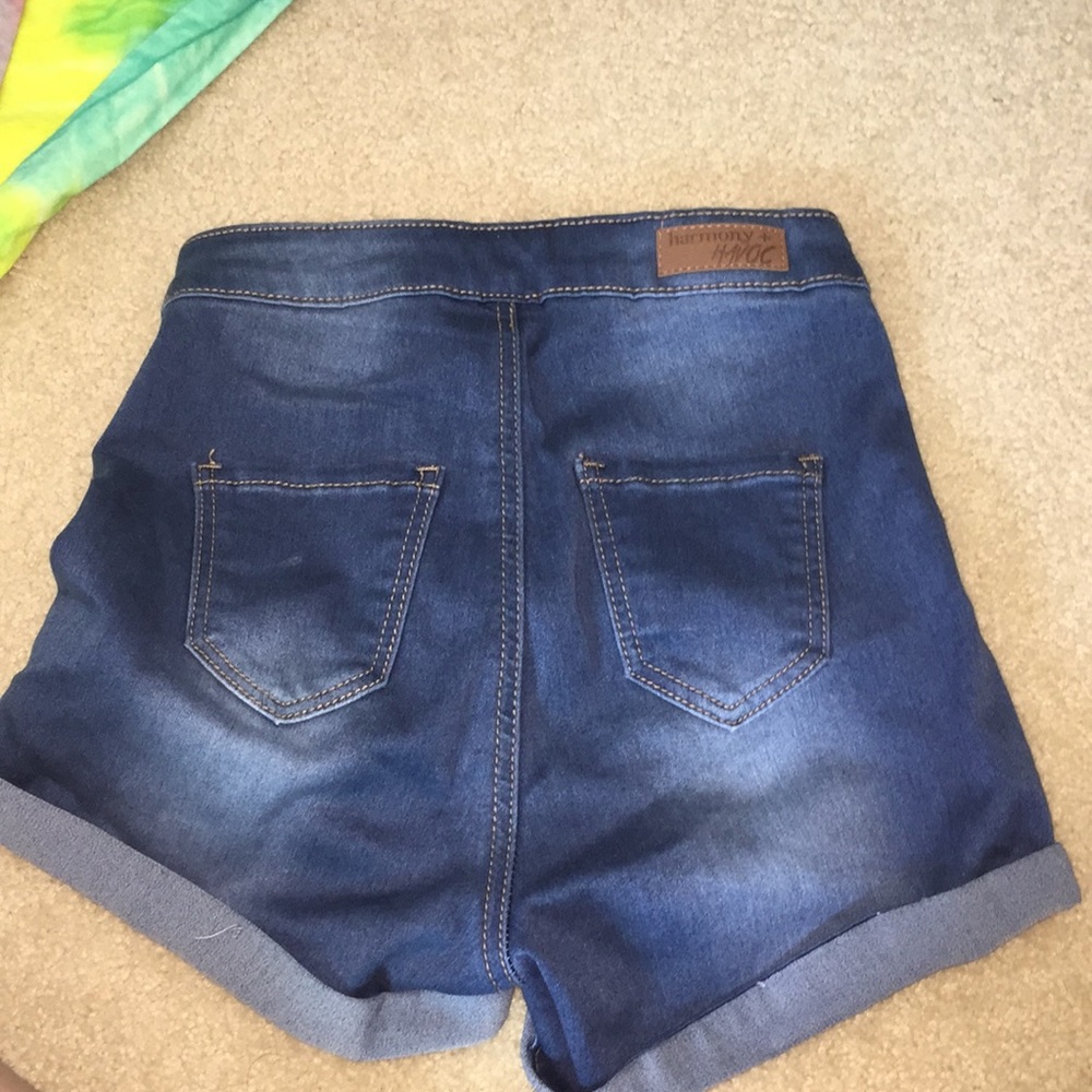 Blue denim shorts, Sinched in waist - Picture 3 of 3